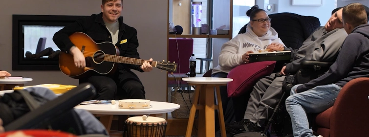 <h2><strong>Music Therapy</strong></h2>